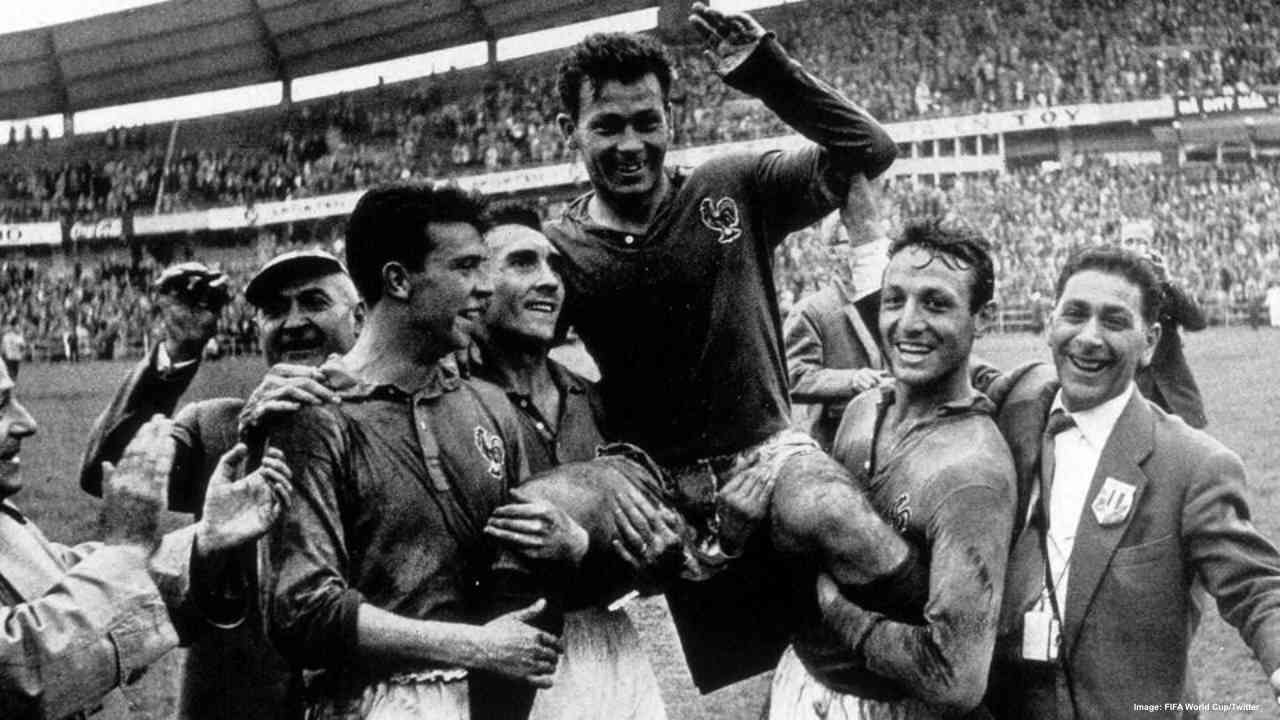 Slazenger CHAMPIONOfficial Match BallFIFA World Cup 1958 *Genuine Leather* 